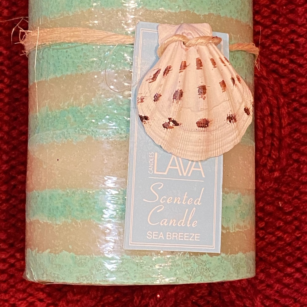 ❌ Sold ❌ Lava Candles Sea Breeze Pillar Candle - Picture 3 of 4